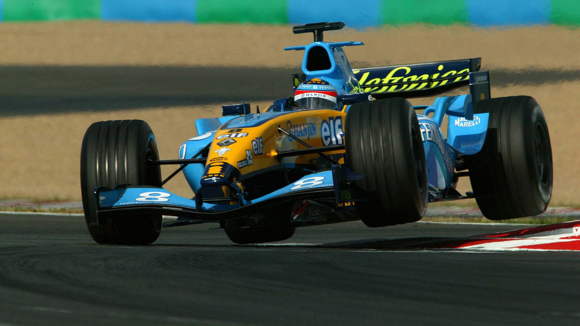 [Imagen: F1-Fansite.com-2004-HD-wallpaper-F1-GP-France_17.jpg]