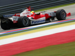 Ralf: Schumacher-duo tarvitsee aikaa ennen F1ia