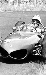 Brundle and Hill take the classic 'Sharknose' Ferrari for a test drive