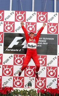 Family pays tribute to absent Schumacher