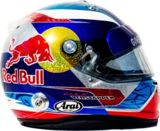 2016 Max Verstappen helmet