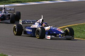 Villeneuve: Kubica 'clearly slower' than Russell