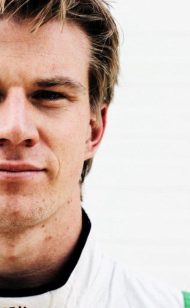F1 车手尼科·霍肯伯格的视力更好