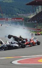 Wypadek Bianchiego oznacza wcześniejsze wyścigi w 2015 roku F1 kalendarz