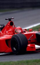 Schumacher driving with black nose at Italy after 911