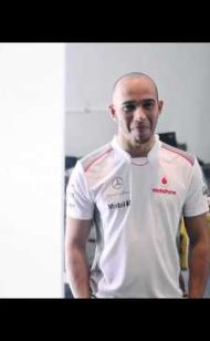 Team McLaren-leden bij de fotoshoot Vodafone McLaren Mercedes Collection 2012