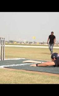 Game of Cricket Mark with Webber and Gautam Gambhir