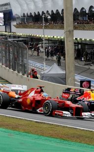 Brazil moves tractor after Bianchi crash