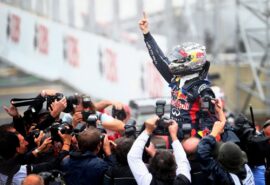 Sebastian Vettel becomes 2012 F1 drivers Champion at Brazilian GP