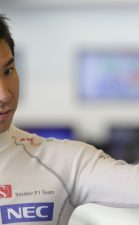Kobayashi mengumpulkan lebih dari EUR 600.000 pada tahun 2013 F1 kursi