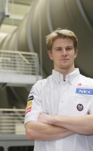 Hulkenberg changes shoes to fit in Sauber