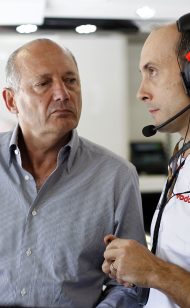 เดนนิส : อลอนโซ F1 การชนเป็นปริศนา