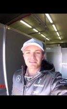 Mercedes W2013 04 F1 Lancio dell'auto: Nico filma dietro le quinte