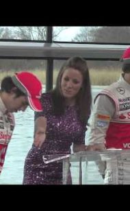 2013 McLaren MP4-28 F1 car launch (HD)