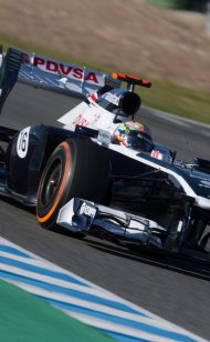 2013 Williams FW35 F1 car has vanity panel on nose