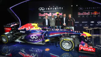 Horner มีความสุขกับ Mark Webber หลังจาก Marko ทะเลาะวิวาทกัน