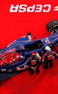 里卡多将在 2013 年击败维尔涅 F1 季节