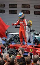 Fernando Alonso wins the 2013 Chinese F1 GP