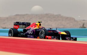 Sebastian Vettel Red Bull RB9 at Bahrain