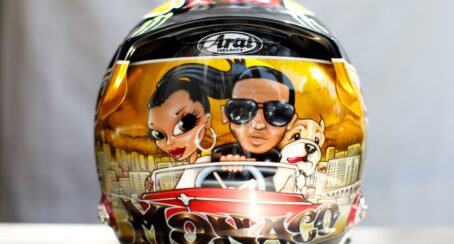 Watson: Mercedes F1 should ban Hamilton's dog