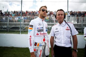 Button: McLaren is clutching at straws