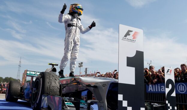 F1 analysis: Hamilton is fastest driver on 2013 grid 1 Lewis Hamilton