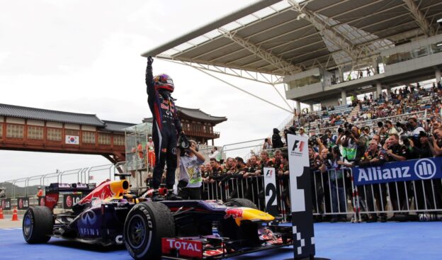 2013 Korean GP Report: Supreme Sebastian inches closer 1 Vettel wins 2013 Korean F1 GP