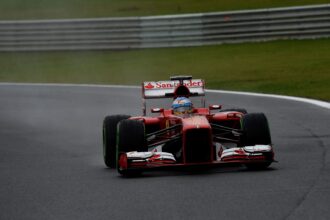 เวลาต่อรอบการฝึกซ้อมครั้งที่ 2 ปี 2013 บราซิล F1 กรังปรีซ์แกรนด์