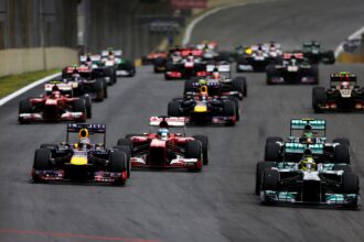 Race Report 2013 Brazil F1 GP: Vettel ends perfect season with win