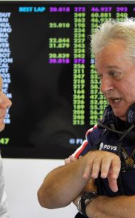 Symonds ha problemi di comprensione a Lotus
