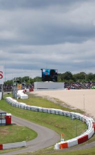 UBSは F1 主催