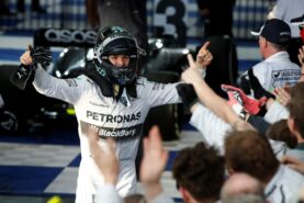 Nico Rosberg gewinnt