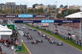 Start of the 2014 Australian F1 GP