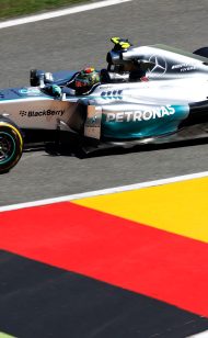 Mercedes F1 drivers told to obey team orders in future