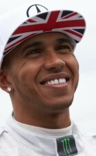 F1 simulator lap Silverstone circuit with Hamilton 2014