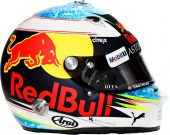 2018 Daniel Ricciardo helmet