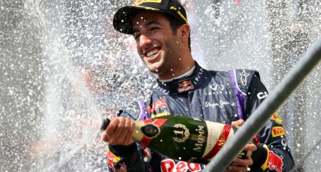 Webber sad to see Red Bull struggle
