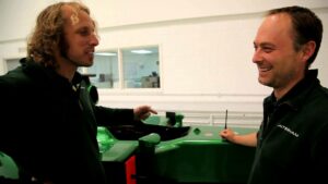 Caterham F1 team learning Swedish