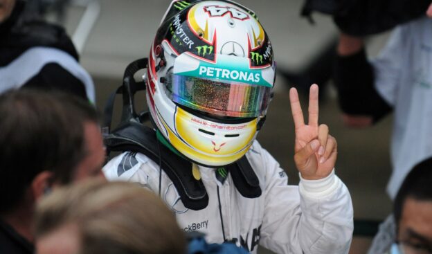 2014 Japanese Grand Prix F1 Race Results 1 Lewis Hamilton has victory
