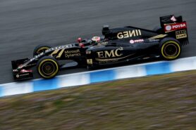 Pastor Maldonado - Lotus E23