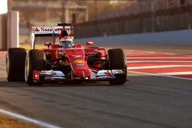 Kimi Raikkonen ทำงานใน 2015 Ferrari