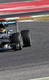 Wehrlein บน pole สำหรับที่นั่ง Mercedes