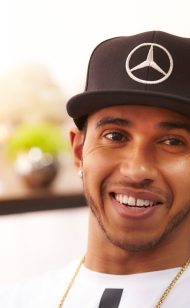 Гамильтон говорит, что Mercedes не самый доминирующий