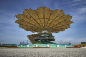 Tribuna principal del circuito de Sepang.