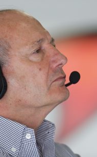 Pourquoi Ron Dennis n'aime pas Sky F1 Couverture : un regard intérieur