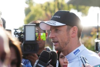 Raikkonen to marry & Button splits with wife