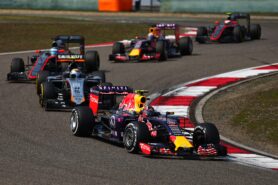Daniil Kvyat, Red Bull RB11, 2015 Chinese GP