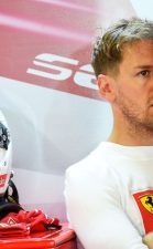 Lauda: Vettel 'struggling' at Ferrari