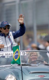Massa: Ferrari i Raikkonen pomagają Vettelowi zdobyć tytuł