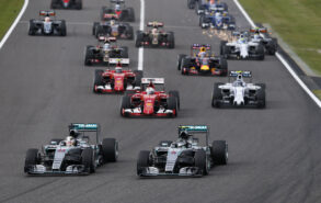 Start of the 2015 Japanese F1 GP